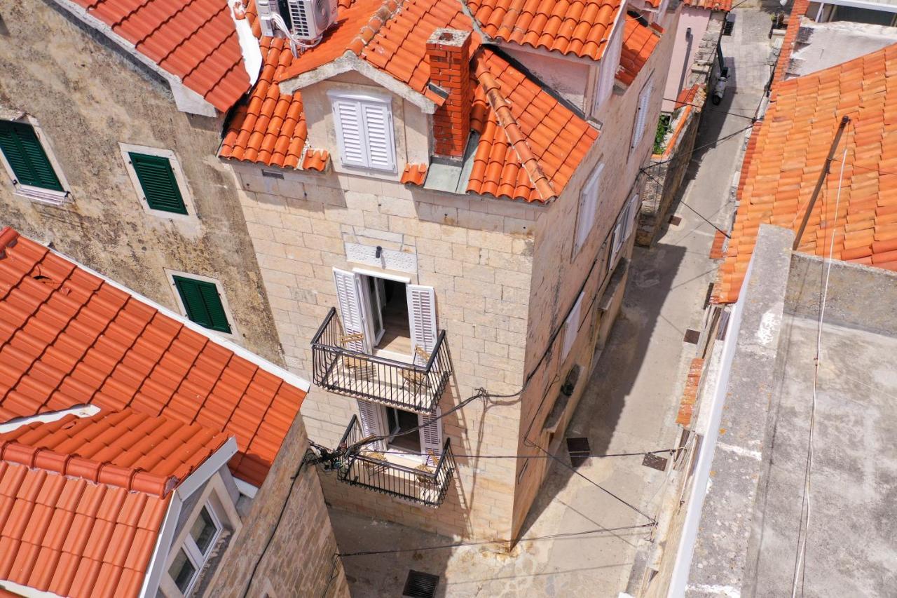 Old Town Makarska Apartments - Central Square Exterior foto