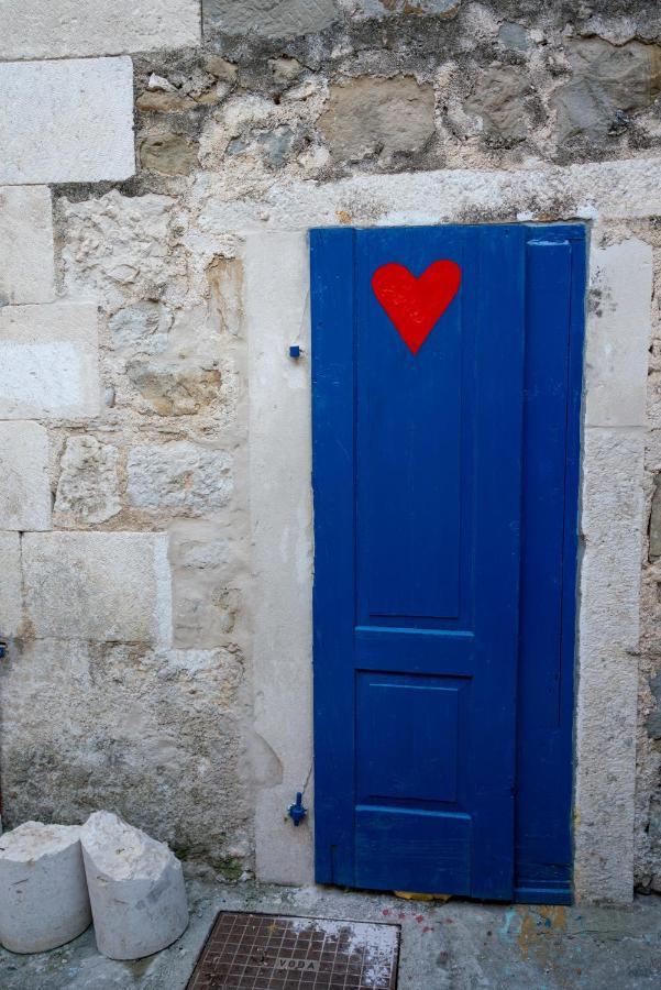 Old Town Makarska Apartments - Central Square Exterior foto